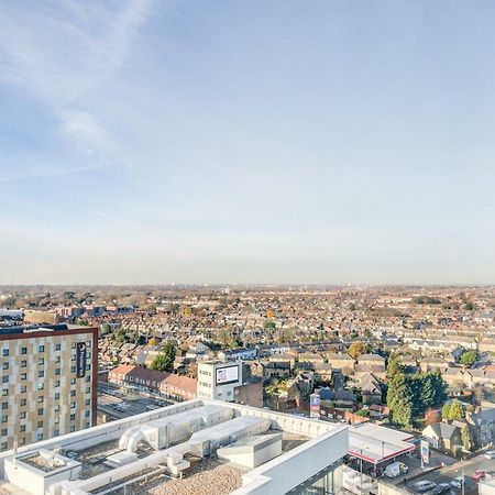 Kew Eye Apartments Brentford London Extérieur photo