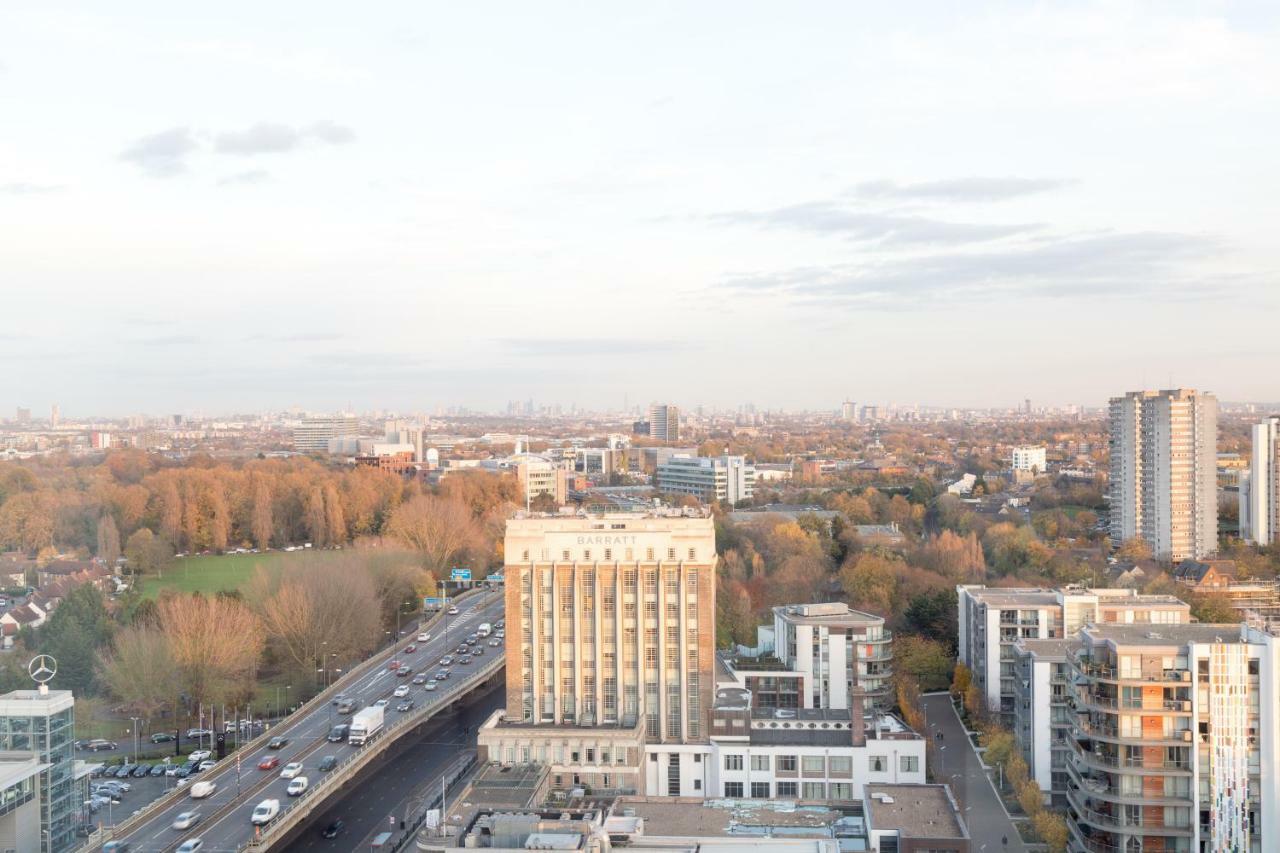 Kew Eye Apartments Brentford London Extérieur photo