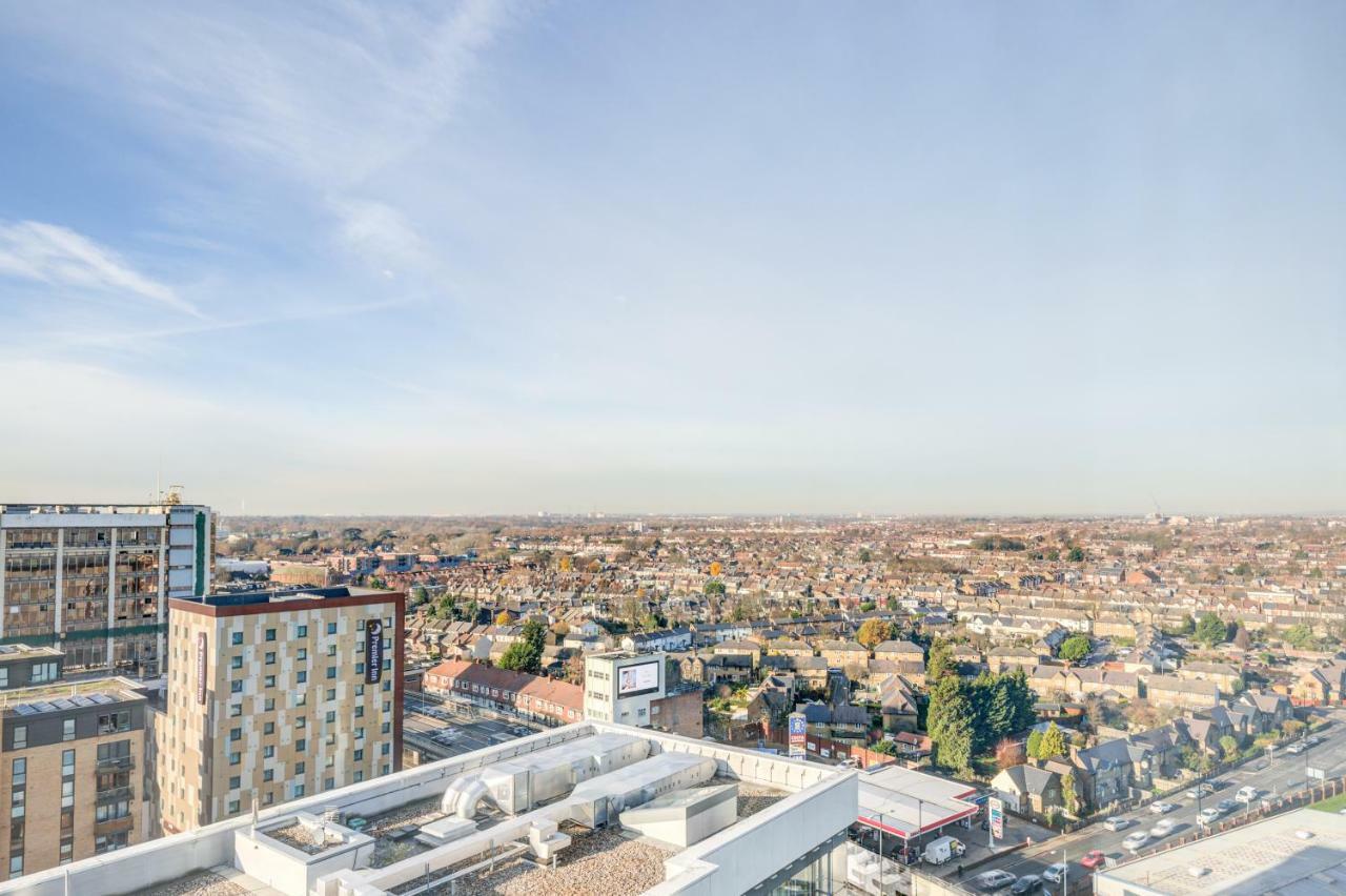 Kew Eye Apartments Brentford London Extérieur photo